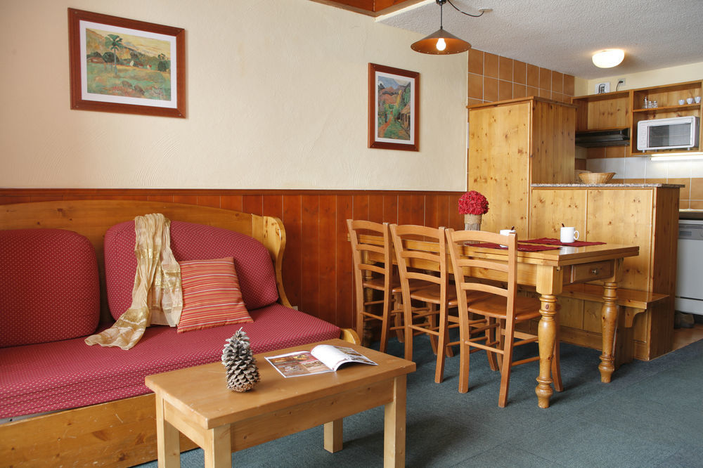 Le Cheval Blanc - Village Montana Val Thorens Exterior photo